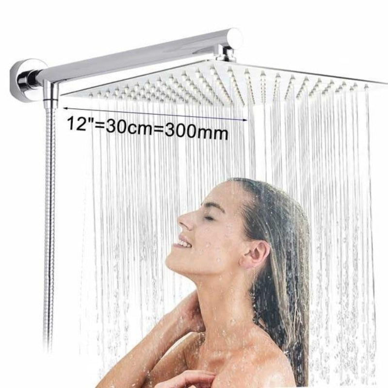 Ultraschmale Regendusche mit Wandarm