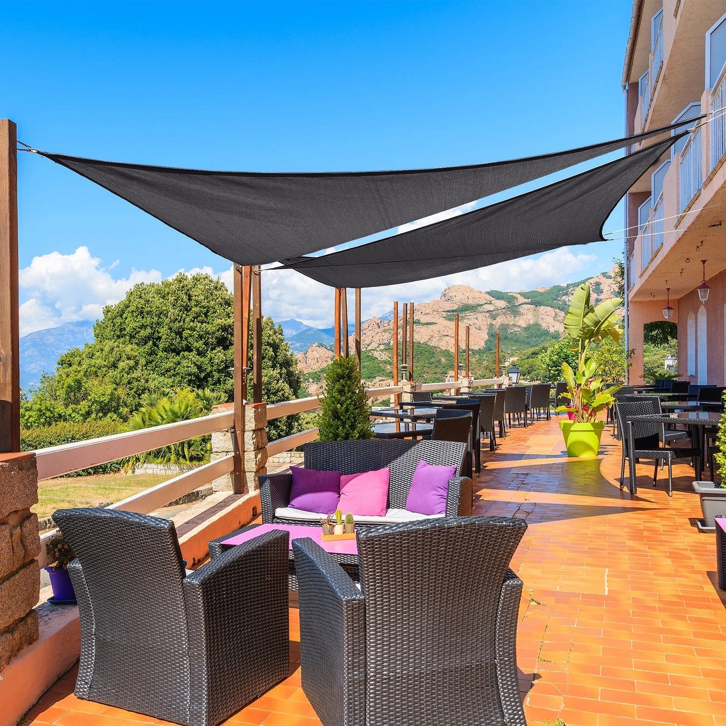 Wetterfeste Outdoor-Markise mit UV-Schutz für Garten & Terrasse