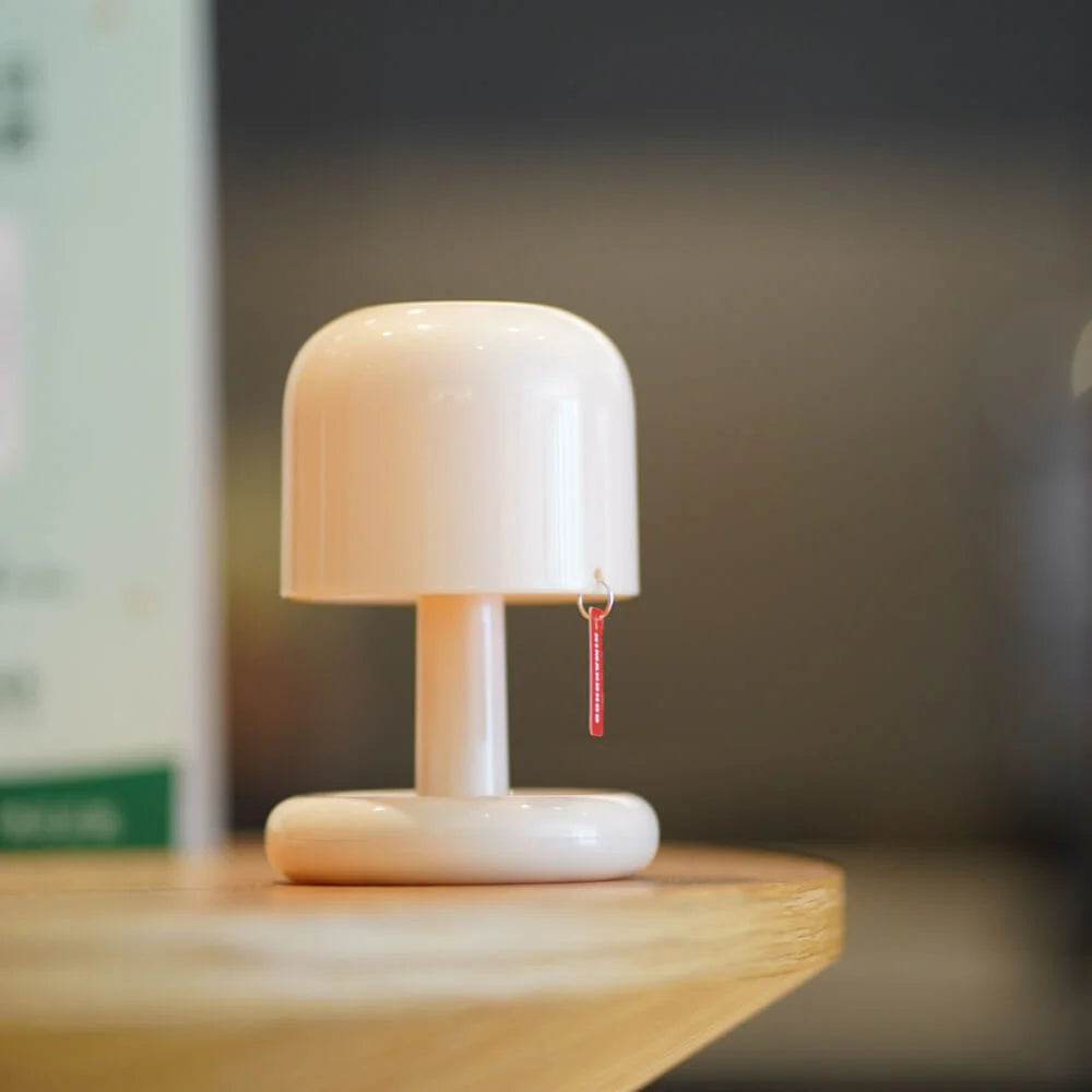 Mini Sunset Lampe mit warmem Licht – USB Wiederaufladbar & Romantisches Ambiente