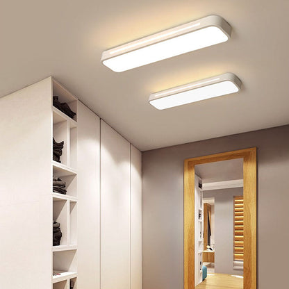 Nordische LED Deckenleuchte – länglich, dimmbar & modern