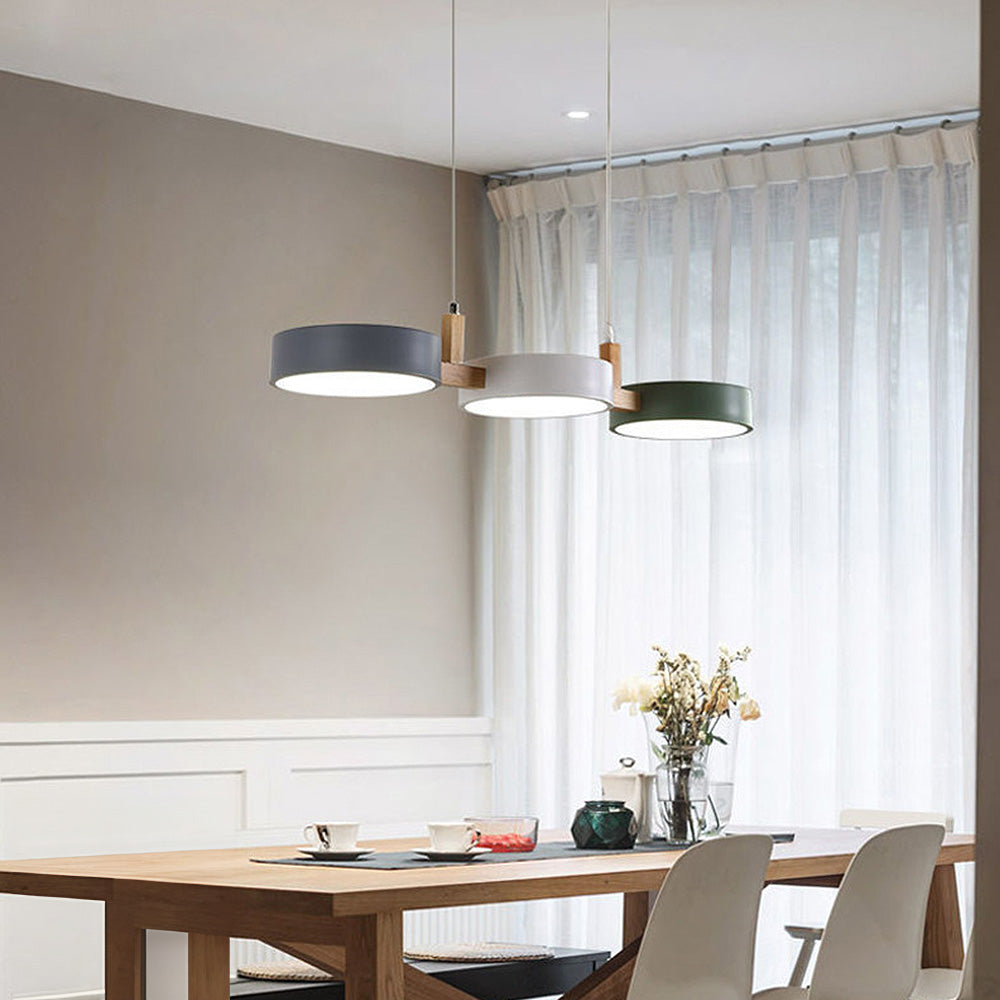 Moderne Metall-Deckenleuchte – flach, nordisch & dimmbar
