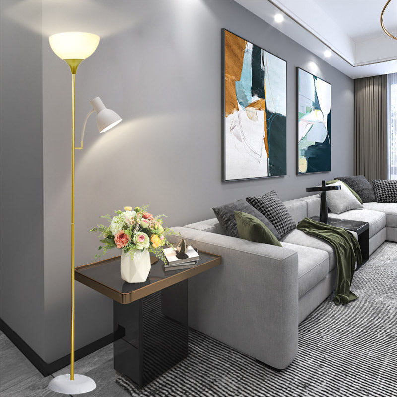 Moderne Stehlampe mit 2 Lichtquellen – Eisen, schwarz oder gold