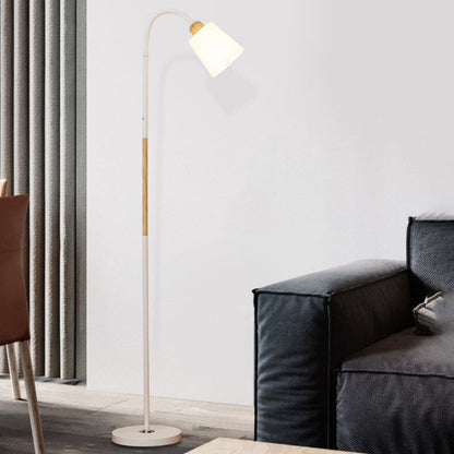 Minimalistische Stehlampe mit Eisenfuß