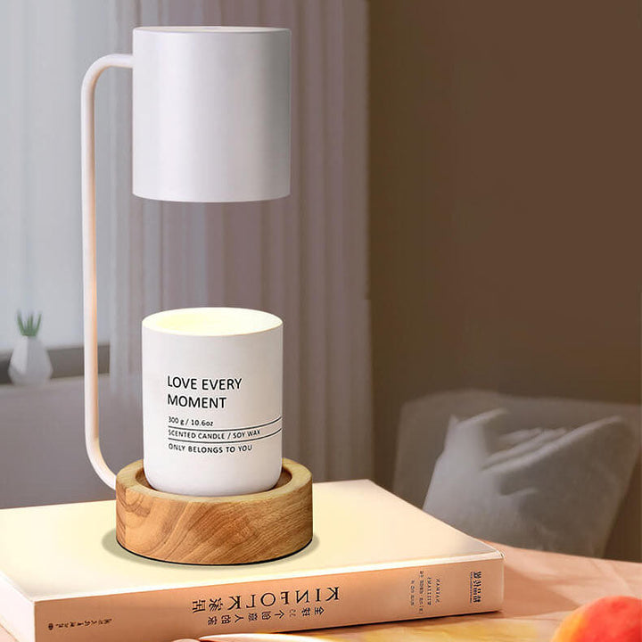 Japanische Tischlampe aus Holz und Metall im minimalistischen Design