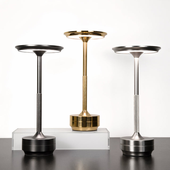 Kabellose dimmbare Designer Tischlampe in elegantem Design