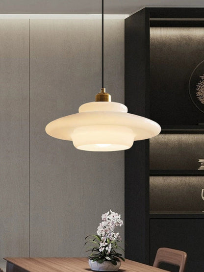 Moderne Milchglas Pendelleuchte – Elegante Hängeleuchte im Mid-Century Design