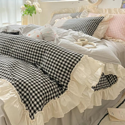 Bettwäsche Set kariert – Gingham Muster mit Rüschenkanten