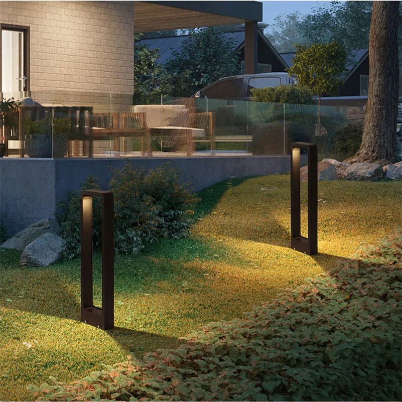 Moderne wetterfeste LED-Gartenleuchte für stilvolle Wege- und Terrassenbeleuchtung