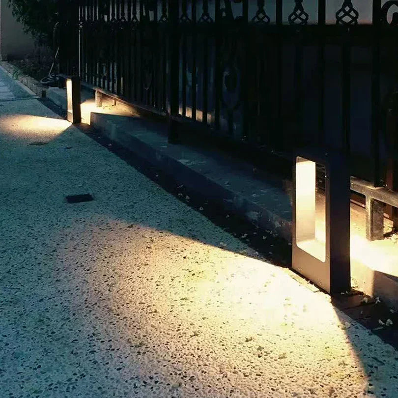 Moderne wetterfeste LED-Gartenleuchte für stilvolle Wege- und Terrassenbeleuchtung