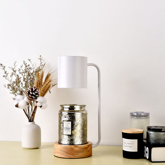 Japanische Tischlampe aus Holz und Metall im minimalistischen Design