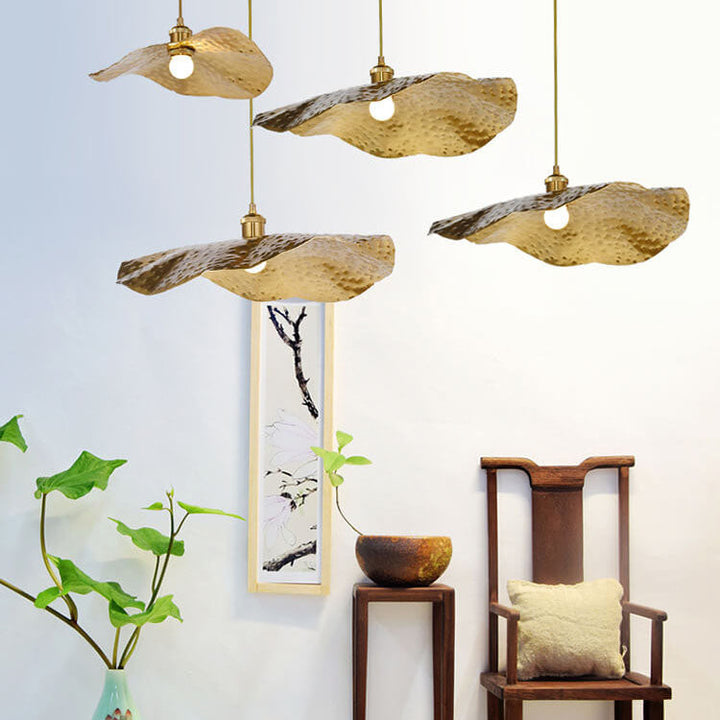 Pendelleuchte in Lotusblatt-Form aus Gold und Bronze