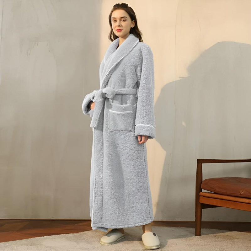 Bademantel mit Schalkragen – Fleece Morgenmantel für Damen und Herren