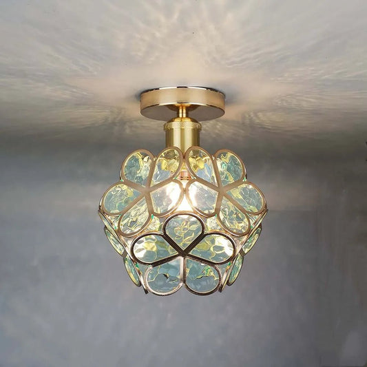 Florale Glas-Deckenleuchte mit Lichtreflexion