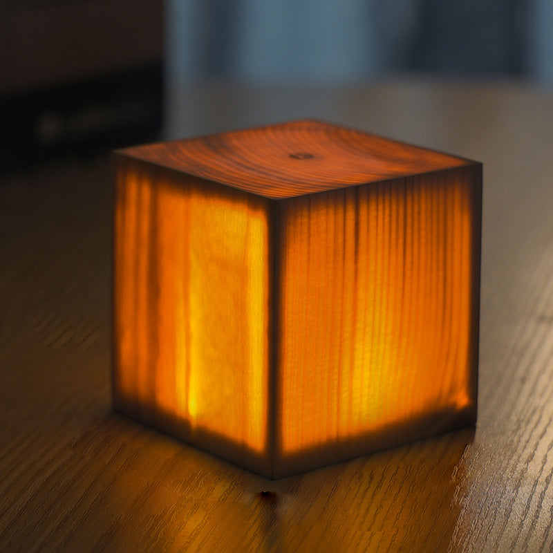 Retro Tischlampe – Kreatives Design mit Holzschirm & Berührungssteuerung