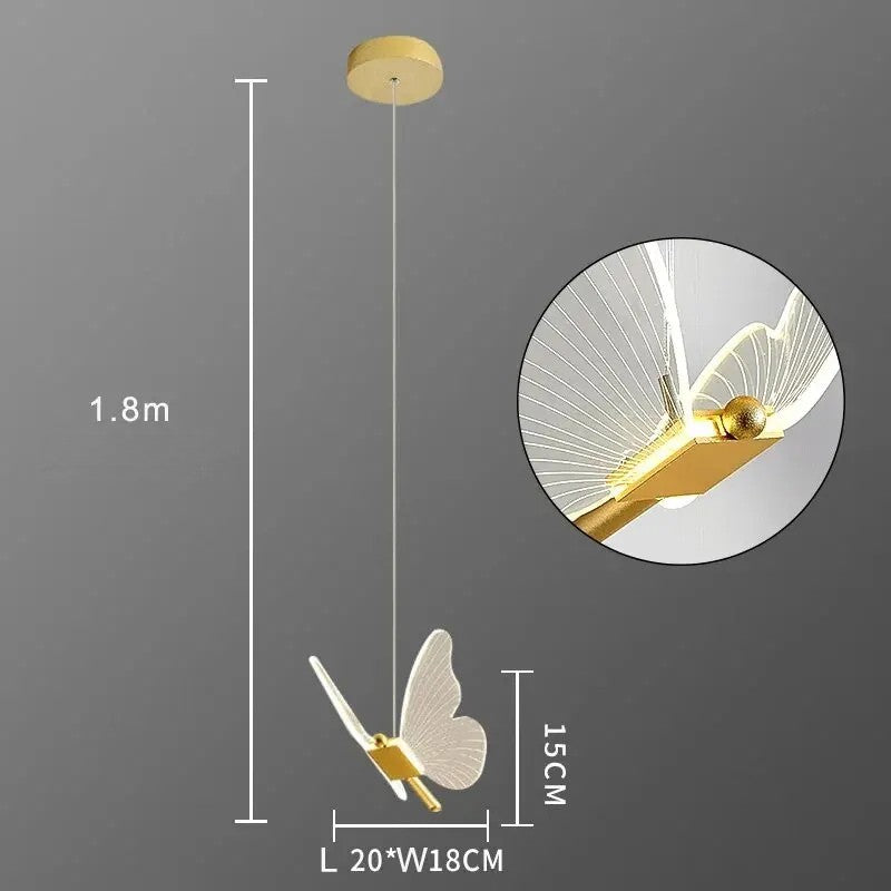 Verspielte Schmetterlings-Hängelampe mit LED für stilvolle Wohnräume