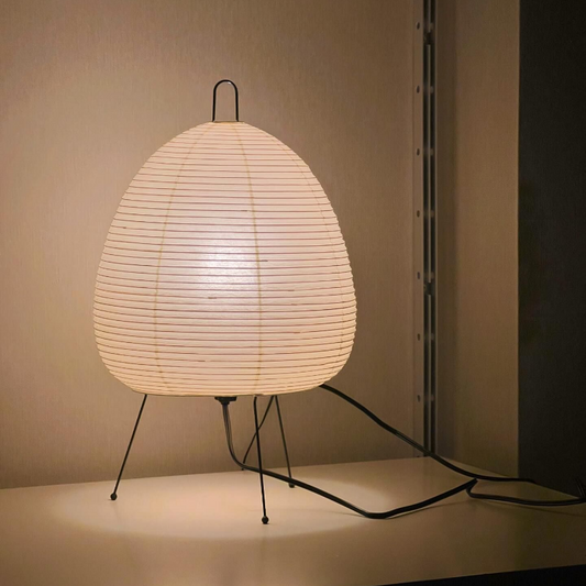 Japanische Reispapierlampe – Minimalistisches Design & Sanftes Licht für ruhige Räume