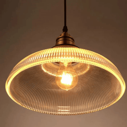 Elegante Glas-Pendelleuchte – Stilvolle Beleuchtung für Ihr Zuhause