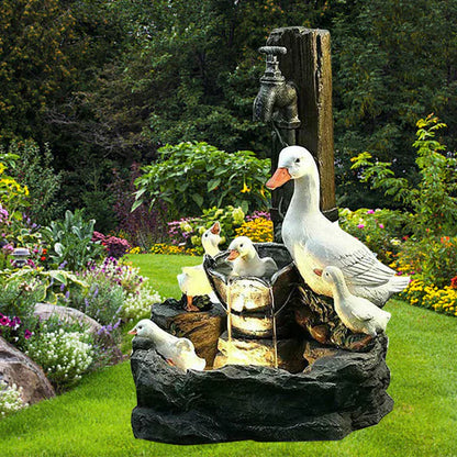 Verspielter dekorativer Gartenbrunnen mit Entenmotiv für Außenbereiche