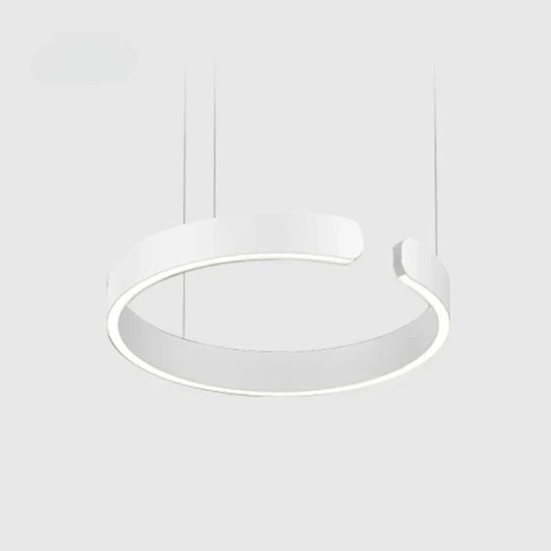 Moderne LED Pendelleuchte in Ringform mit Deckenmontage