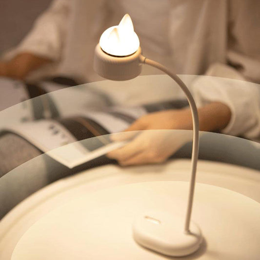 Trendy und Kreative LED Tischlampe im Katzenohren-Design