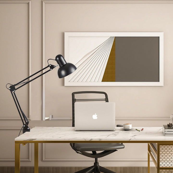 Flexible Tischlampe für den Arbeitsplatz im Homeoffice