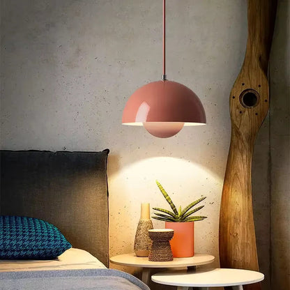 Pendelleuchte mit dimmbarer Lichtkuppel