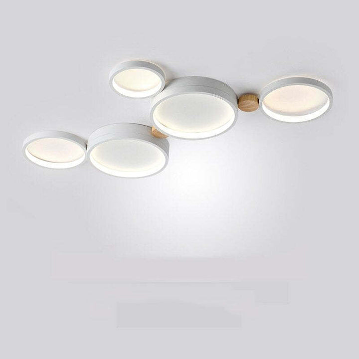 Moderne LED Deckenleuchte mit Grauen Metallringen