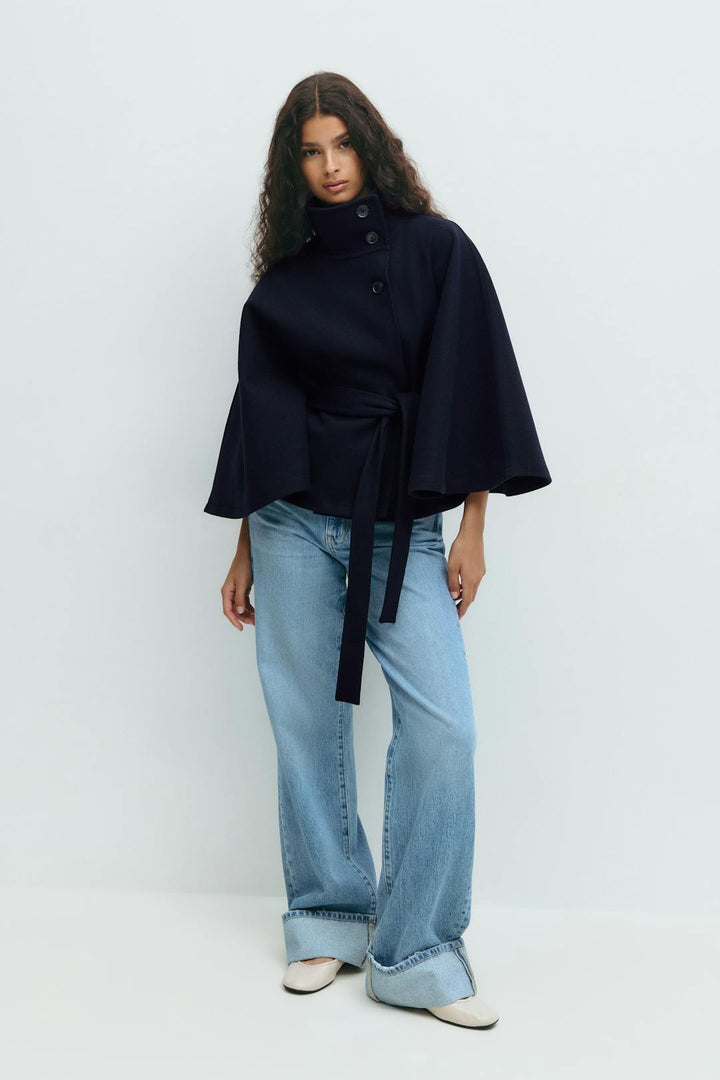 Damen Cape-Mantel Mit Gürtel Und Hohem Kragen