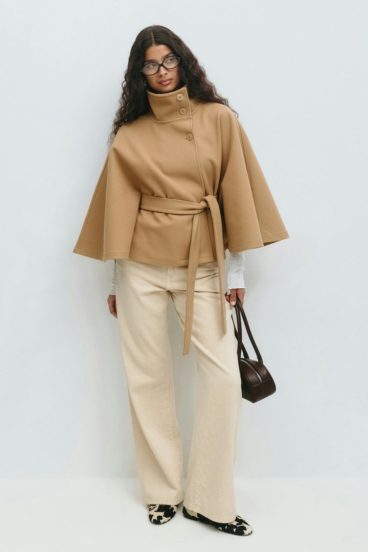 Damen Cape-Mantel Mit Gürtel Und Hohem Kragen