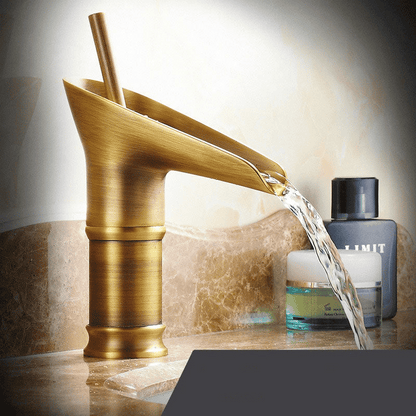 Moderne Wasserfall Waschbeckenarmatur