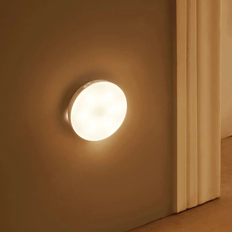 LED Nachtlicht mit Bewegungsmelder – Wiederaufladbar, Energieeffizient, Kabellos