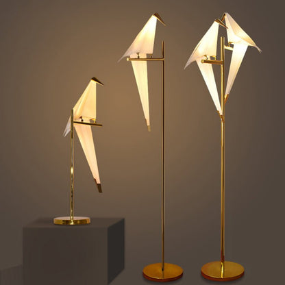 Magnetische LED-Vogellampe im Origami-Stil