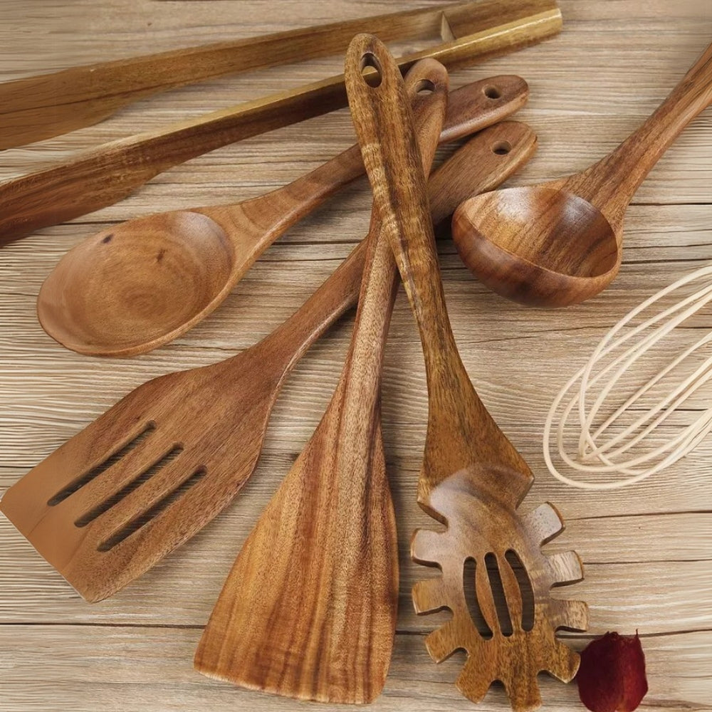 Hitzebeständiges Kochutensilien Set aus Holz für die Küche