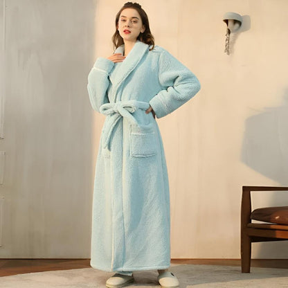 Bademantel mit Schalkragen – Fleece Morgenmantel für Damen und Herren