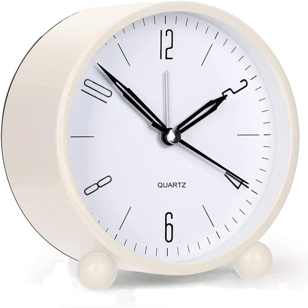 Lautloser Reisewecker analog mit gut lesbarem Zifferblatt