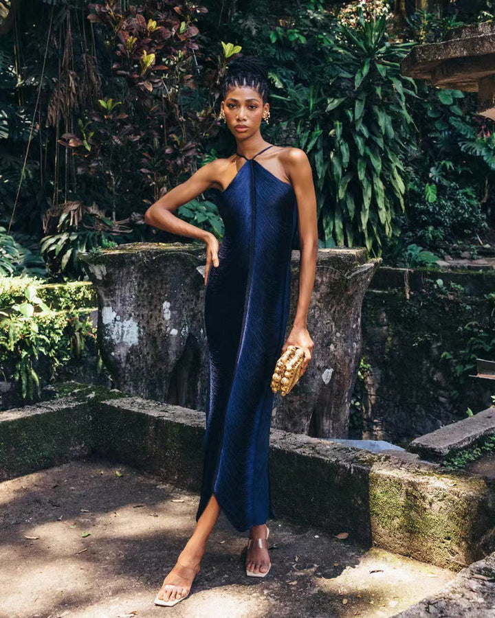 Women’s Elegant Long Dress with Sophisticated Slit and Collar