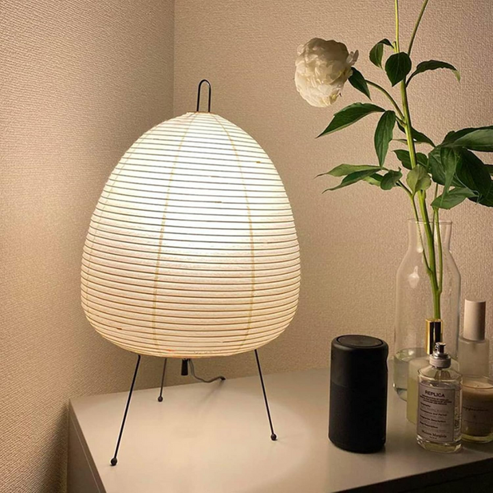 Japanische Reispapierlampe – Minimalistisches Design & Sanftes Licht für ruhige Räume