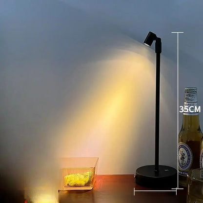 LED-Tischlampe mit Touch-Dimmer und USB-Aufladung