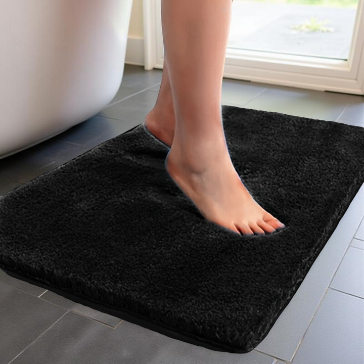 Badematte – stark saugfähig und rutschfest für ein trockenes Badezimmer