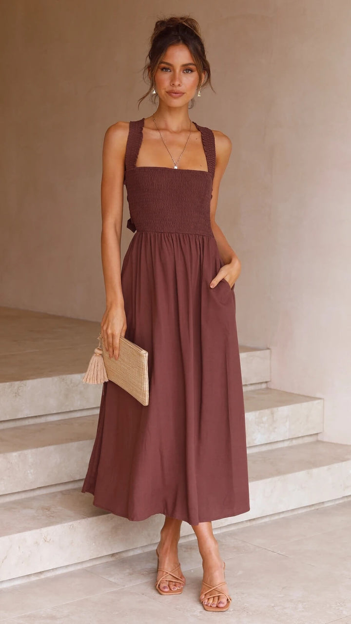 Elegant Maxi Dress for Stylish Summer Evenings
