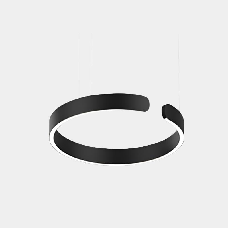Moderne LED Pendelleuchte in Ringform mit Deckenmontage