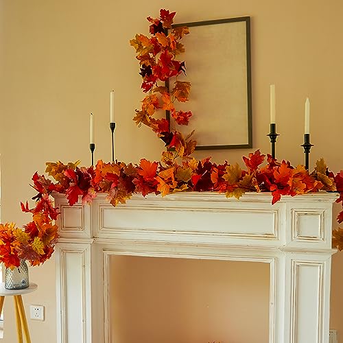 Herbstgirlande als Schmuck für Fenster, Türen oder Wände