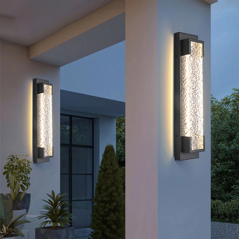 LED-Kaskaden-Wandlampe aus Stahl