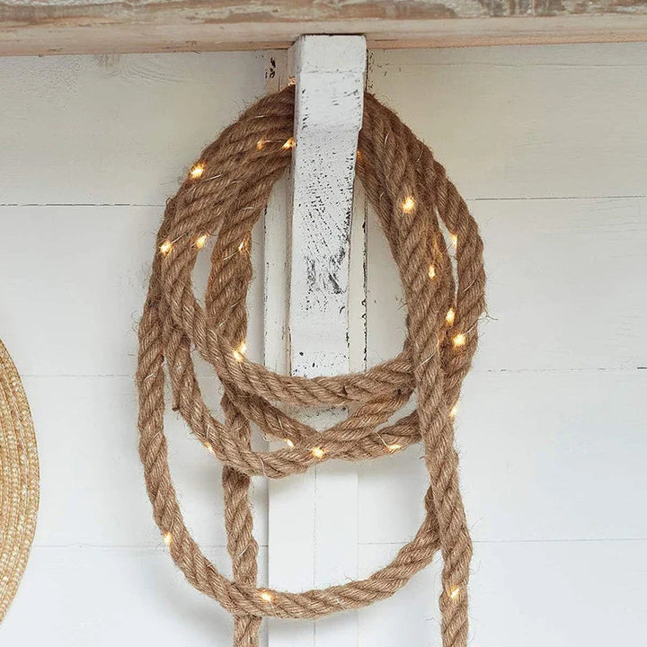 Seil-Hängeleuchte im rustikalen Stil
