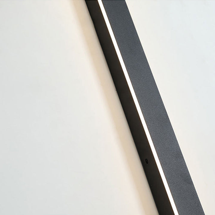 Lineare LED Außenwandleuchte aus Metall und Acryl