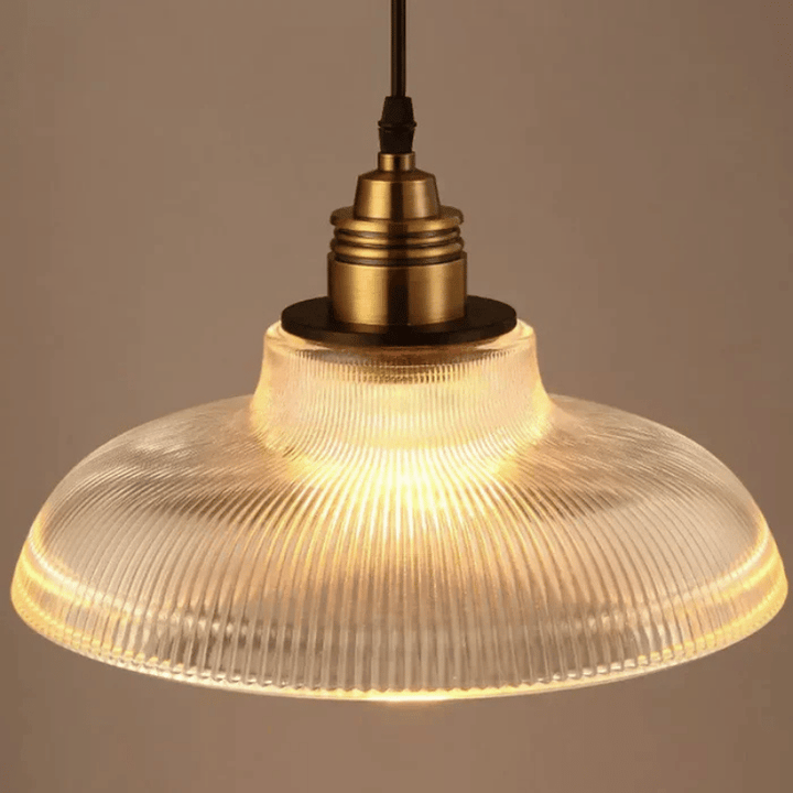 Elegante Glas-Pendelleuchte – Stilvolle Beleuchtung für Ihr Zuhause