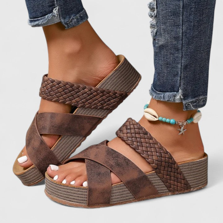 Elegant Women's Strappy Sandals