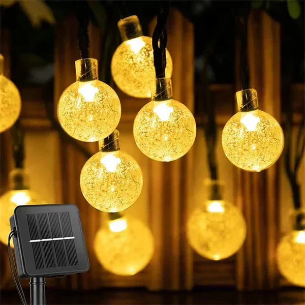 Wetterfeste solarbetriebene LED-Lichterkette für Terrasse und Balkon