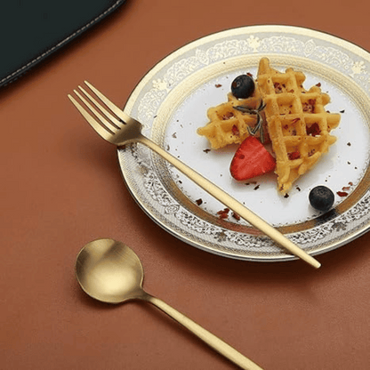 Elegantes Besteckset für den Esstisch