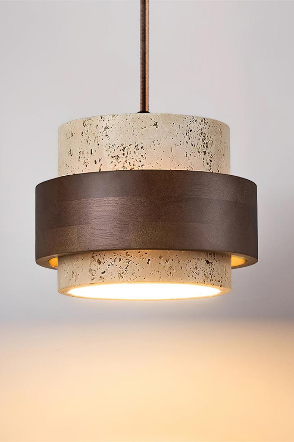 Zylindrische Travertin Pendelleuchte – Modernes Design mit natürlicher Steinstruktur